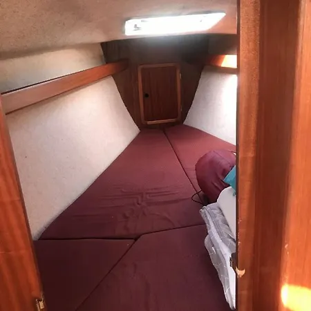 Dock Botel 3*